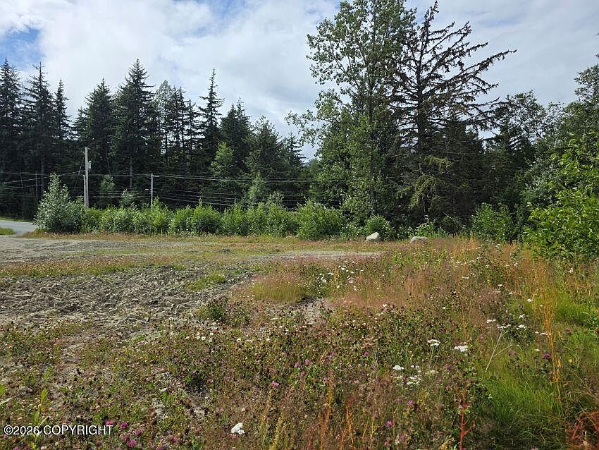 1st image of 9 3rd Ave