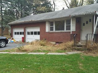 6028 Snyders Church Rd, Bath, PA 18014