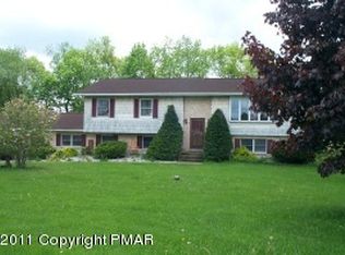 120 Eugene Dr, Stroudsburg, PA 18360