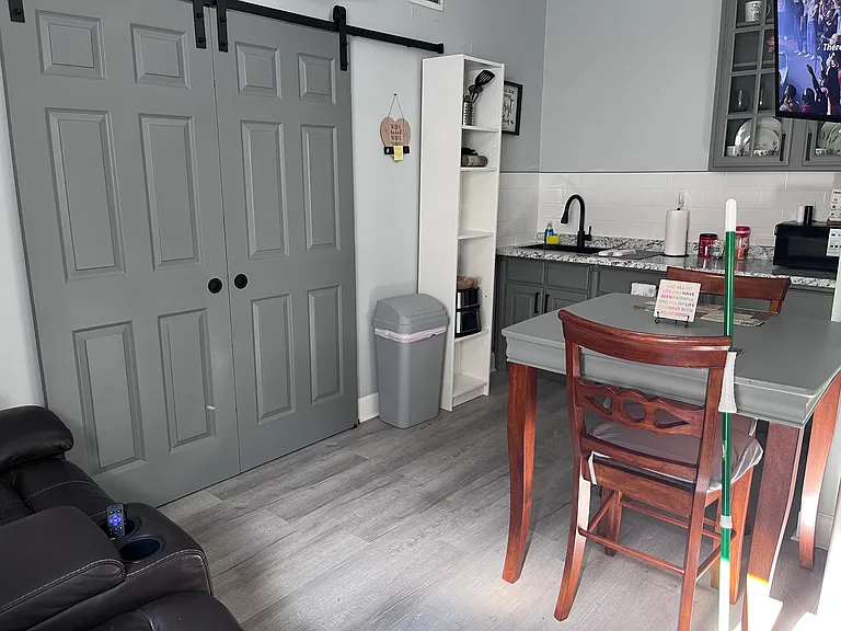 104 E Euclid Ave #3 — Photo 4