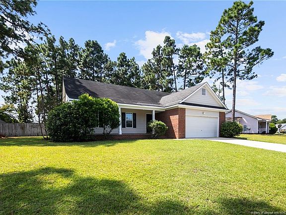 3rd image of 111 Congaree Dr