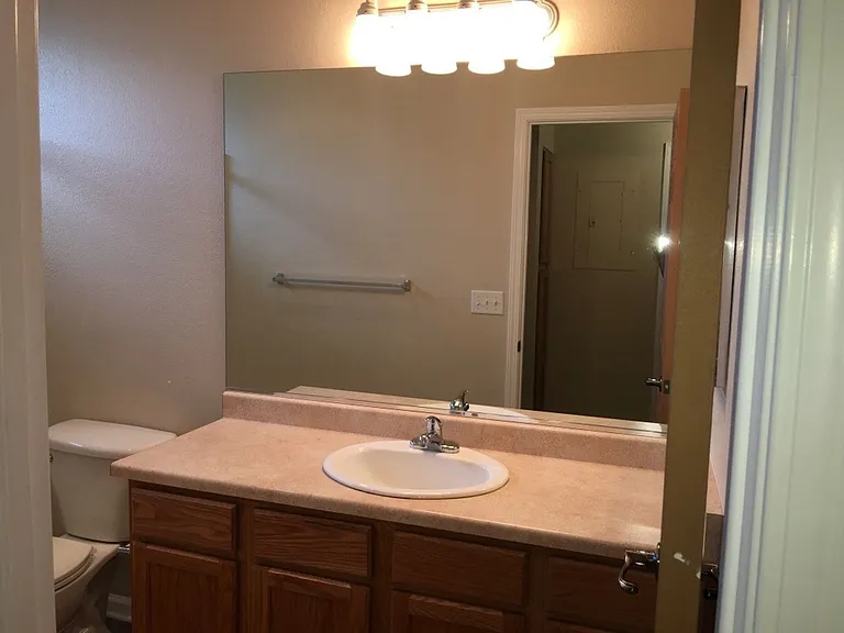 181 Hillcrest Dr — Photo 16