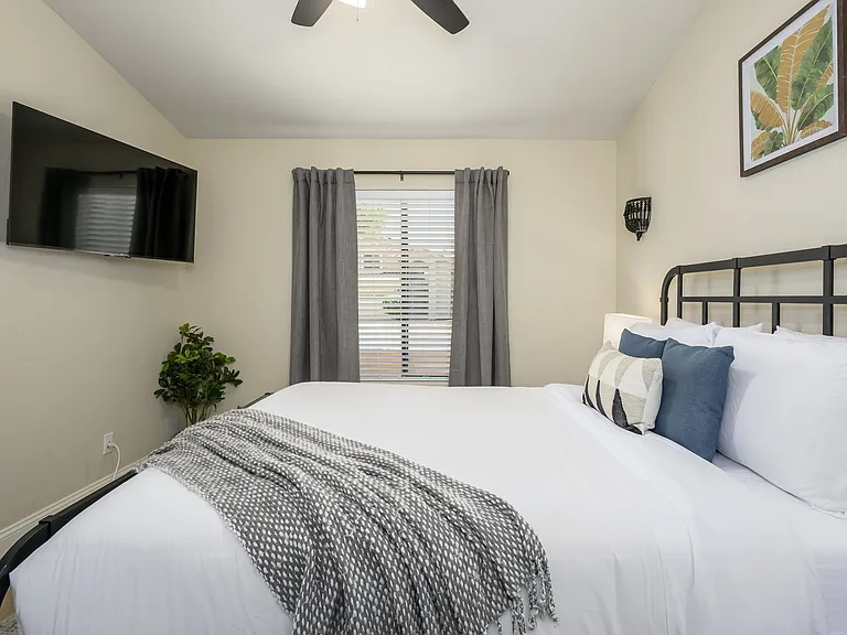 5638 E Helena Dr — Photo 59