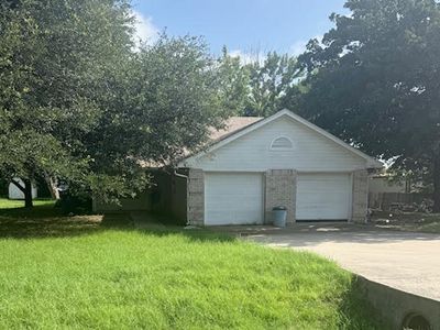 917 Wood Trl, Azle, TX, 76020