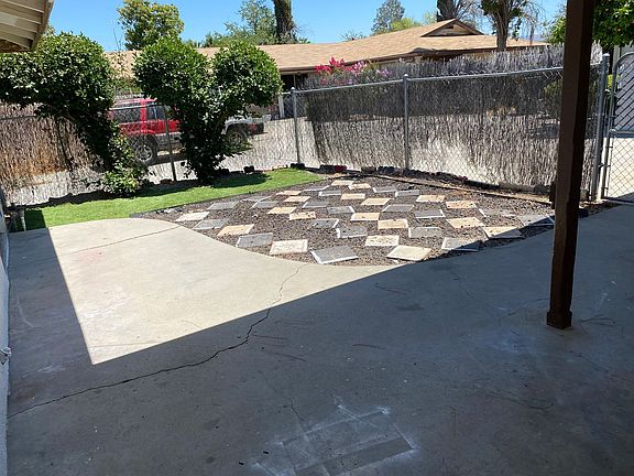 2nd image of 41893 Briarwood Ave #41893