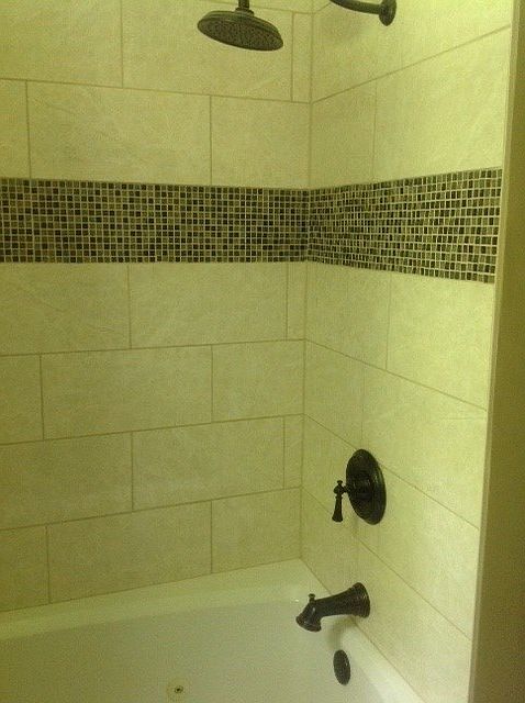 Whirlpool Tub w/tile shower