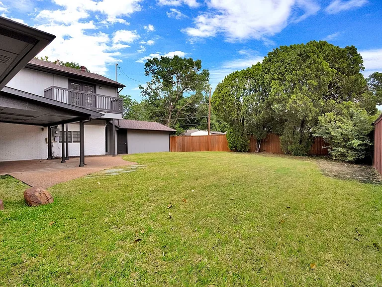 1316 Edgefield Dr — Photo 22