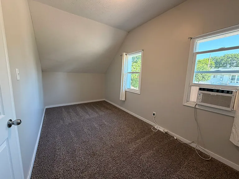 3627 Spring St — Photo 16