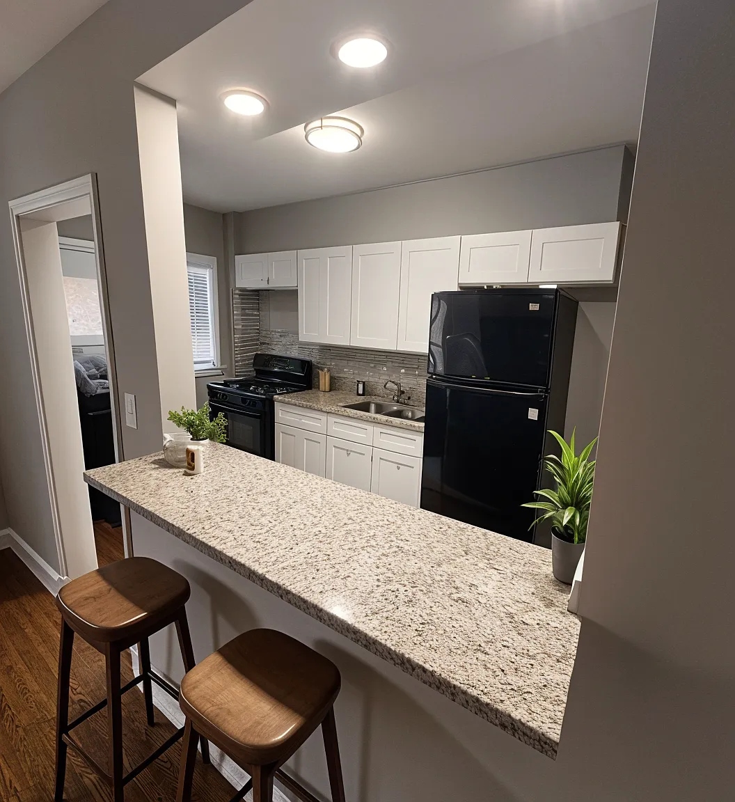 1534 E Cold Spring Ln — Photo 4