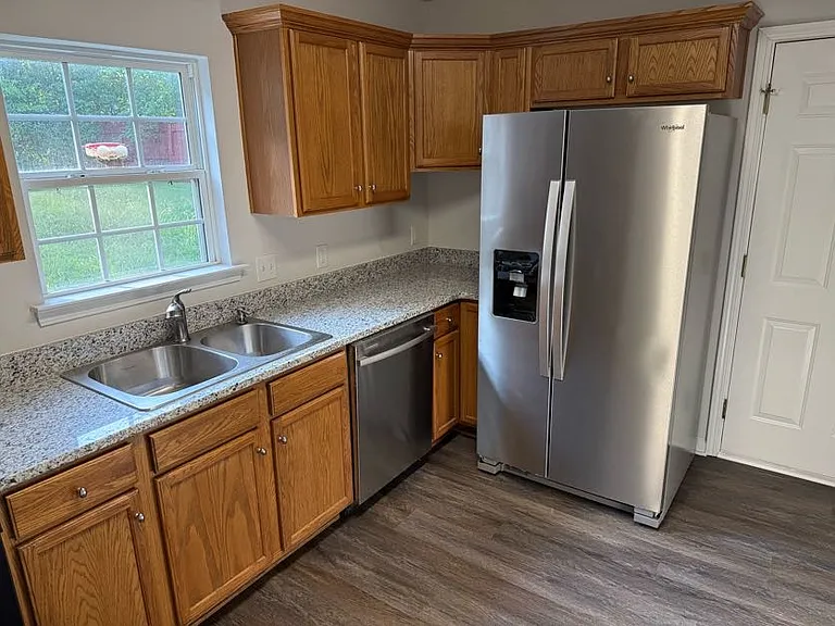 13121 Plaza Road Ext — Photo 5