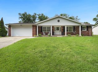 523 Coolidge Ave, Charleston, IL 61920