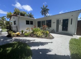 1042 Tyler St, Hollywood, FL 33019