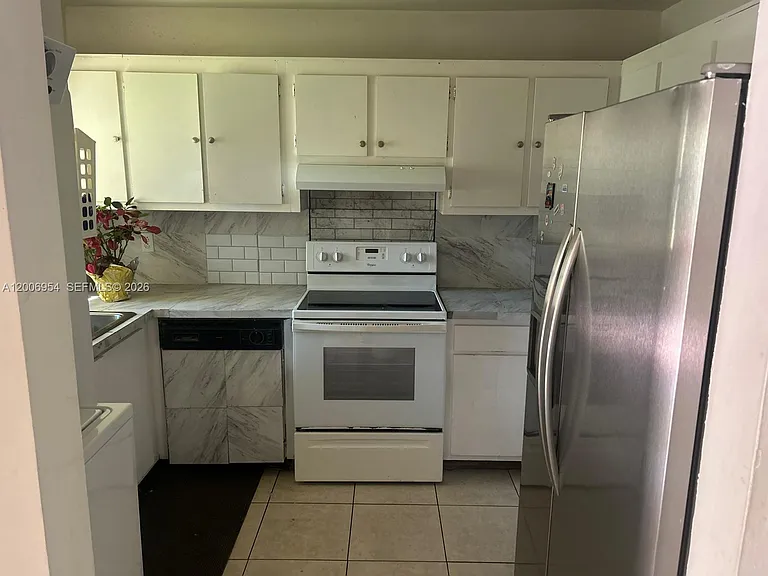 8620 SW 149th Ave #418 — Photo 9