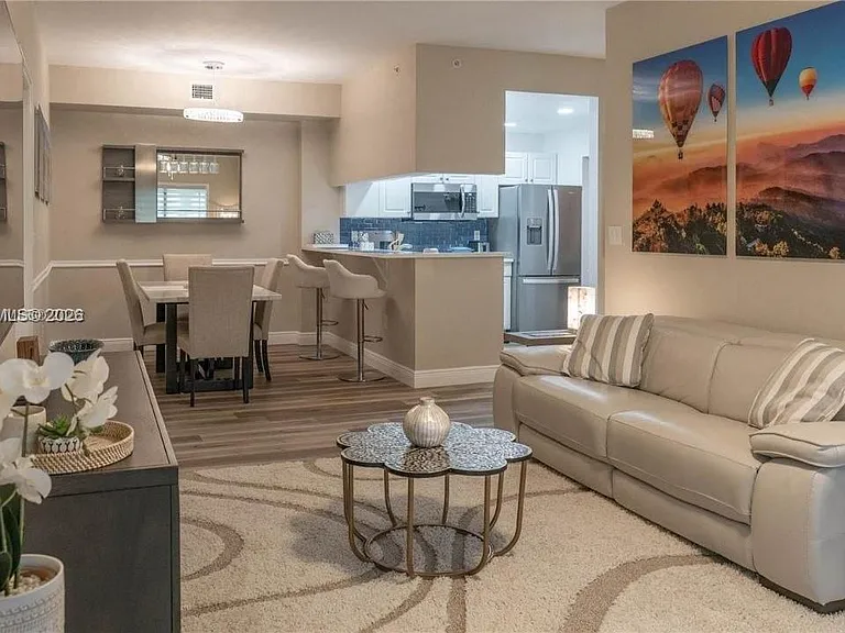 2916 Tuscany Ct #201 — Photo 3