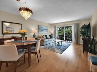 600 NE 14th Ave APT 319, Hallandale Beach, FL 33009