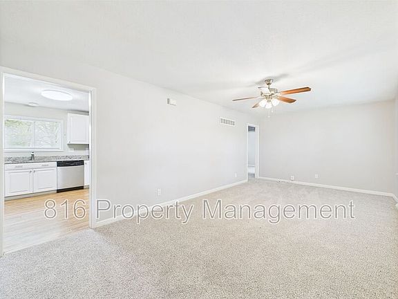 2nd image of 10525 Skiles Ave