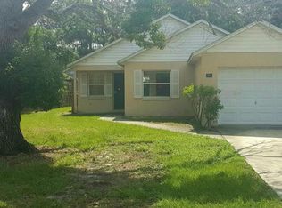 818 N Rockingham Ave, Tavares, FL 32778