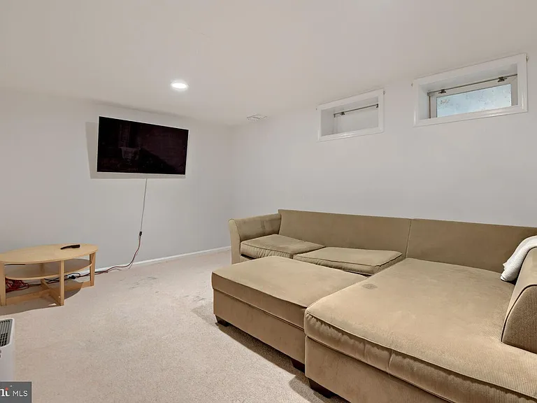 26 White Pine Ct — Photo 6