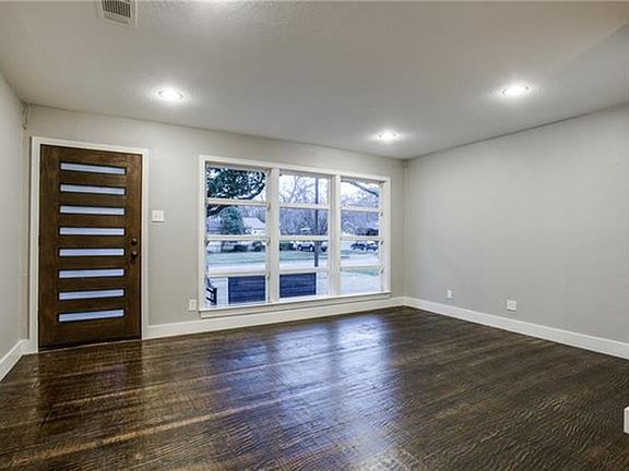 2nd image of 3930 Beechwood Ln