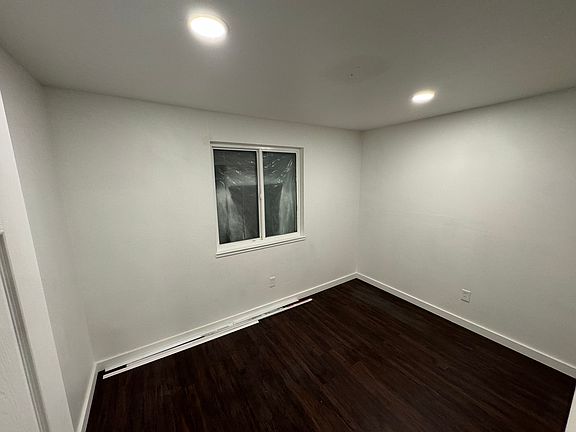 3rd image of 43 S Adelbert Ave #43