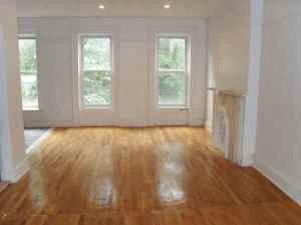 2nd image of 414 Quincy St