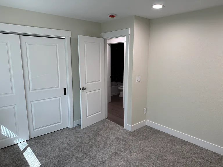 4008 Cottonwood Dr — Photo 7
