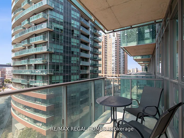 69 Lynn Williams St #806 — Photo 10