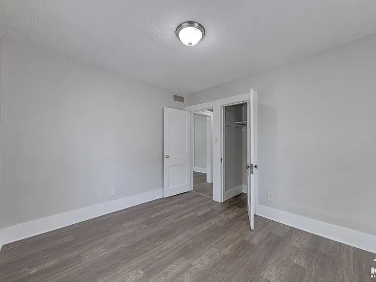 223 N Meridian Ave — Photo 15