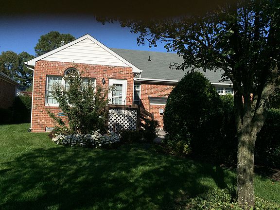 5th image of 4905 Breckstone Pl