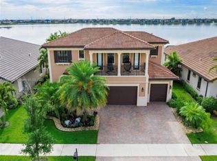 8680 Watercrest Cir W, Parkland, FL 33076