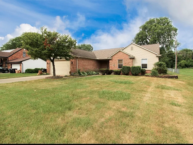 14777 Cavell St — Photo 31