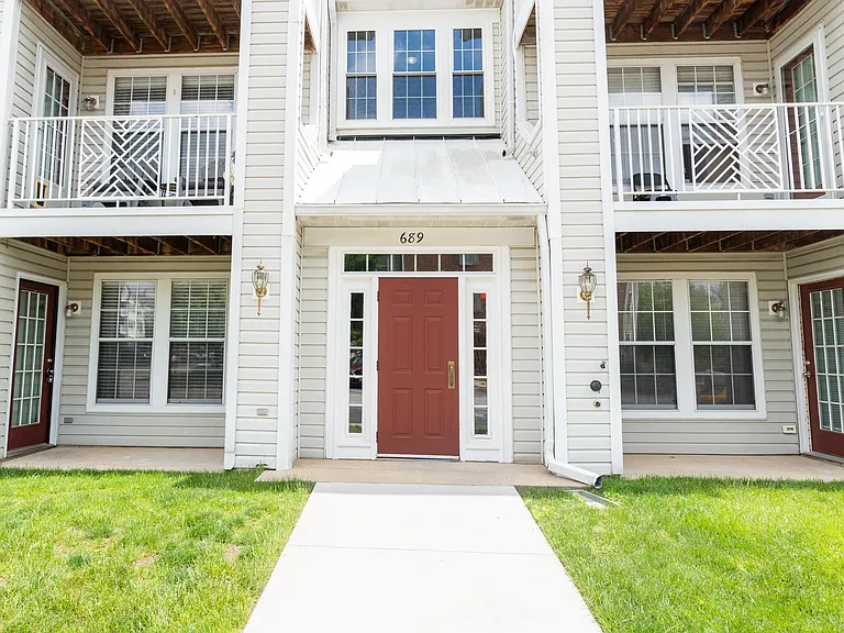 689 Winding Stream Way #101 — Photo 1