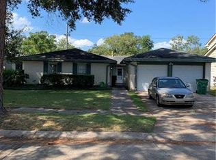 384 Westmeade Dr, Gretna, LA 70056