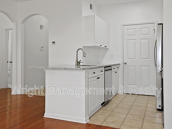 5th image of 1216 S Missouri Ave Unit 224