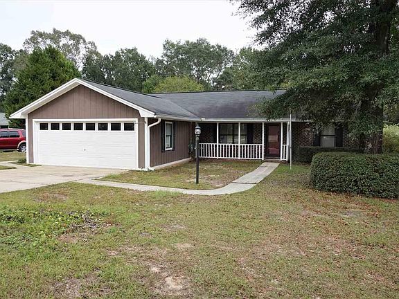 2nd image of 1221 Wakefield Ln