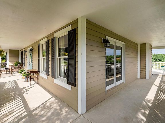 2nd image of 4664 Laura Marie Dr