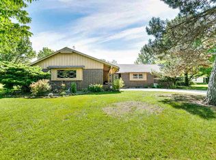 1046 S Bedford Ter, Wichita, KS 67207
