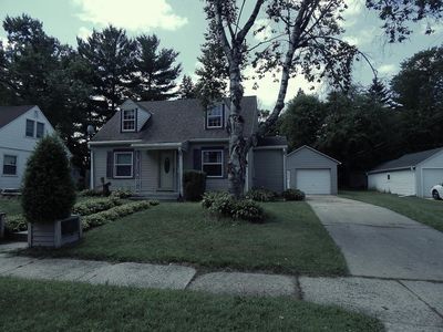 1004 Birchwood DRIVE, West Bend, WI, 53095