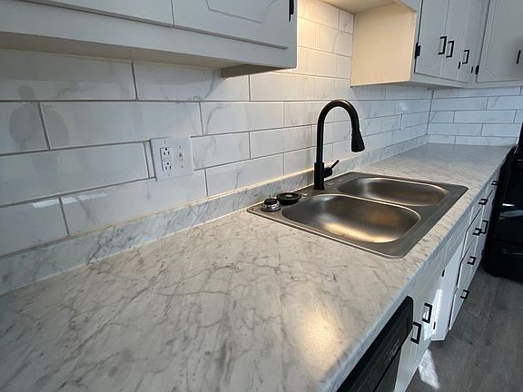 5th image of 417 McGoodwin Ave #10764411