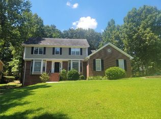 240 W Huntington Rd, Bogart, GA 30622