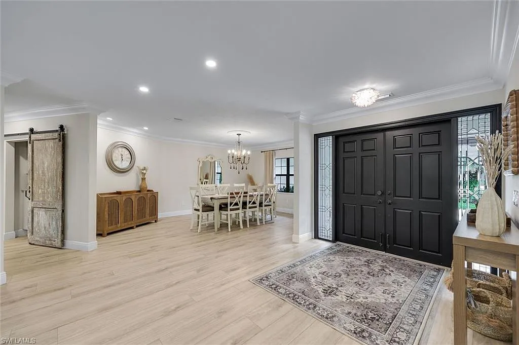 3 bed, 3.0 bath, 2831 sqft, $24,000 — Photo 3