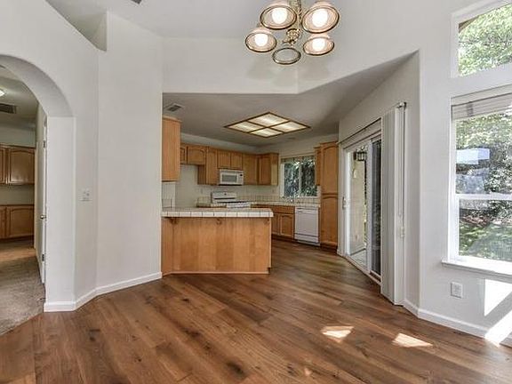4th image of 133 Lembi Dr