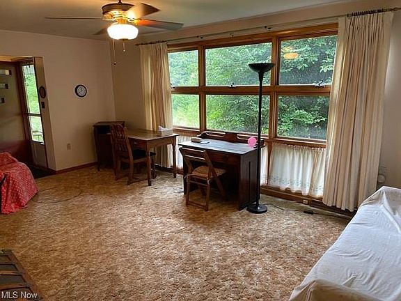 2nd image of 4880 Foxfire Dr