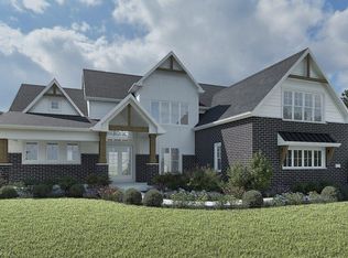 N65W38082 Woodlake Dr, Oconomowoc, WI 53066