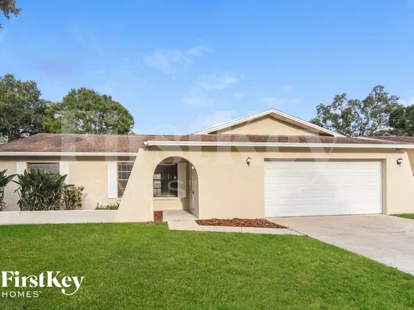 12207 104th Ln, Largo, FL 33773