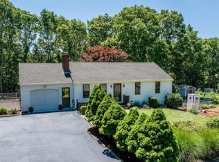 6 Emerald Way, Forestdale, MA 02644