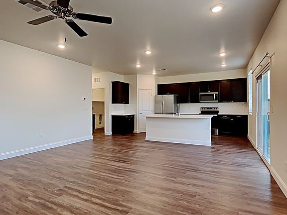 4th image of 6039 Chmidt St