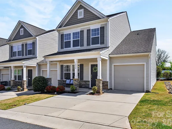 105 Brookshire Ln #E, Statesville, NC 28677