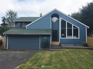 4182 Holly Park Dr NW, Bremerton, WA