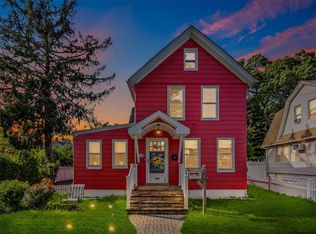 2814 Weeks Ave, Oceanside, NY 11572